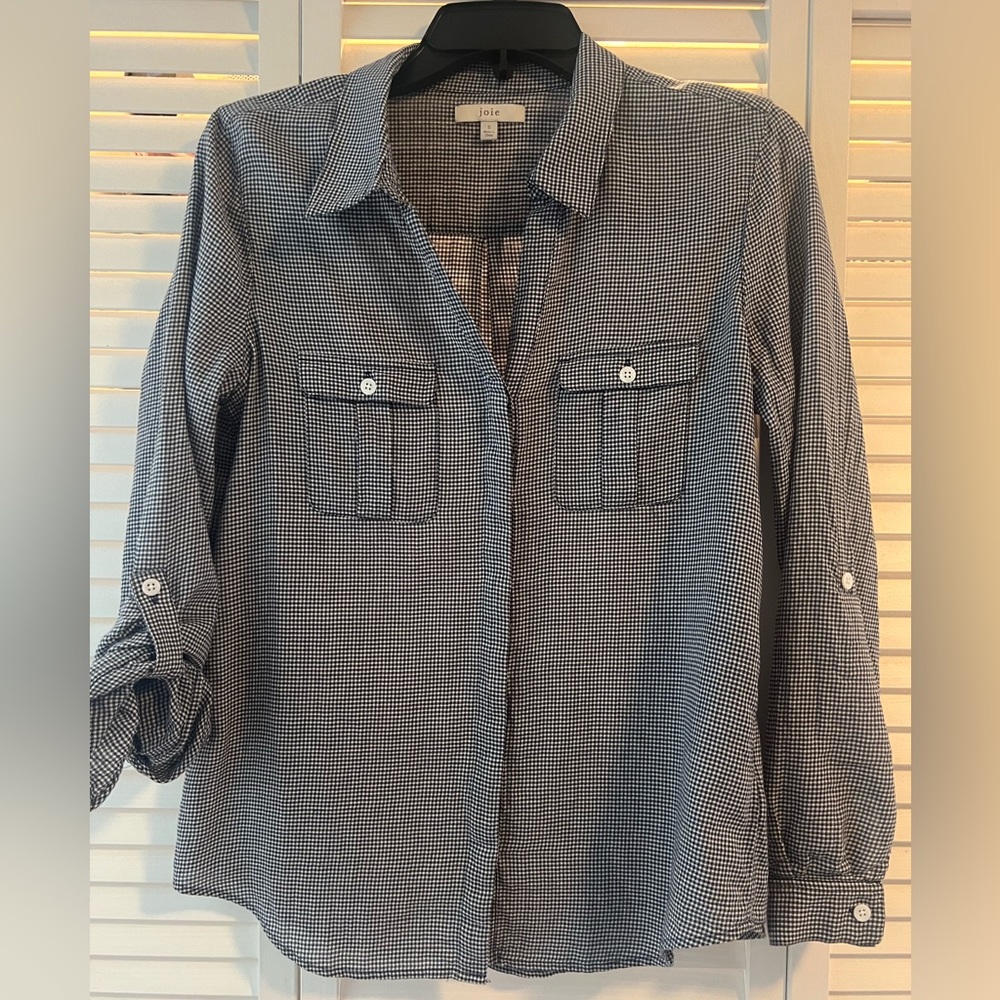 joie Woman’s Blouse Size Small Navy check